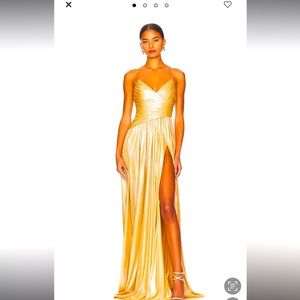 Retrocede-Revolve beautiful gold gown